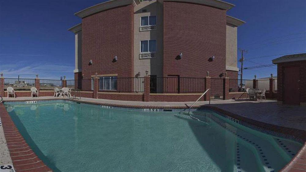 Comfort Inn & Suites Big Spring Bagian luar foto
