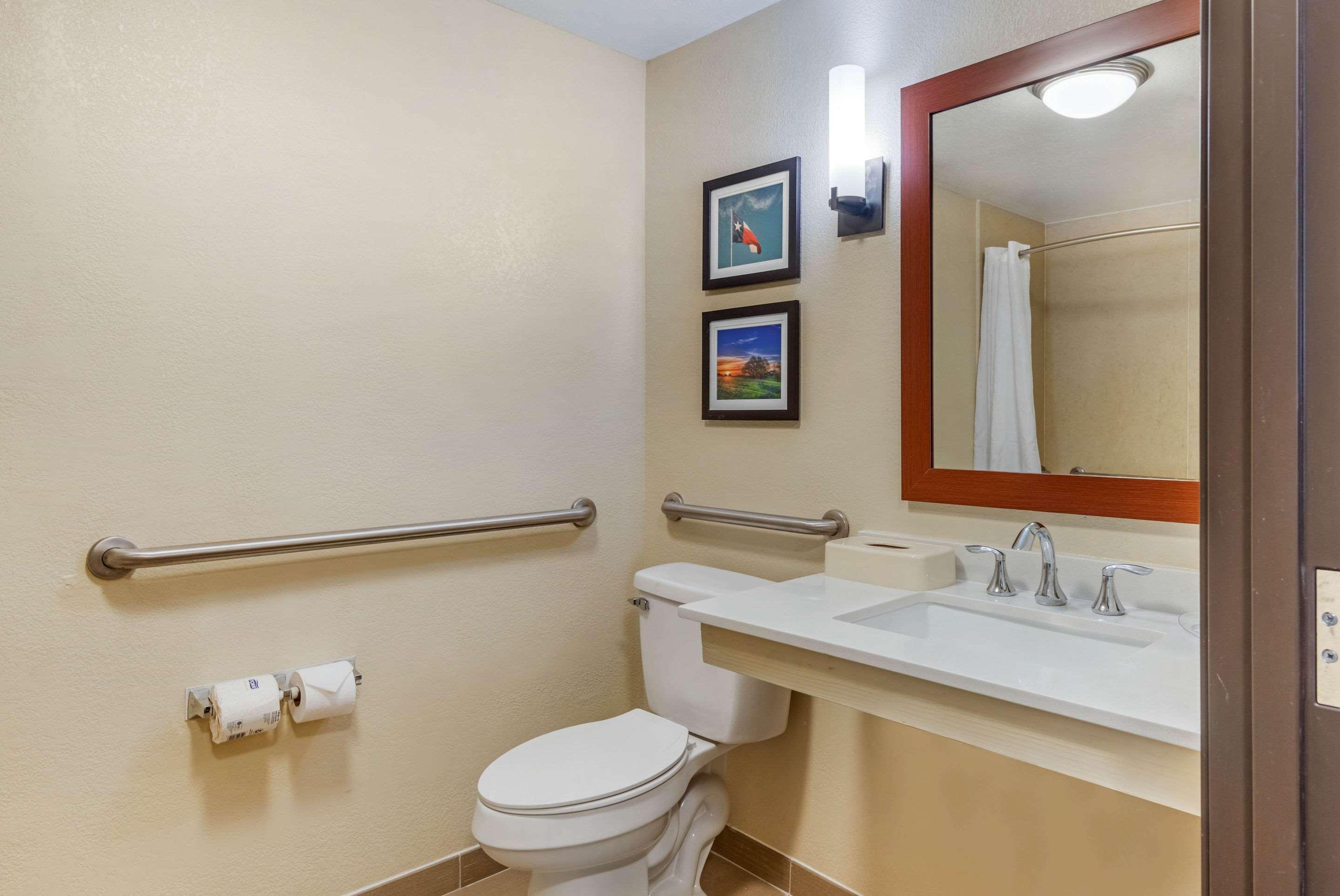 Comfort Inn & Suites Big Spring Bagian luar foto