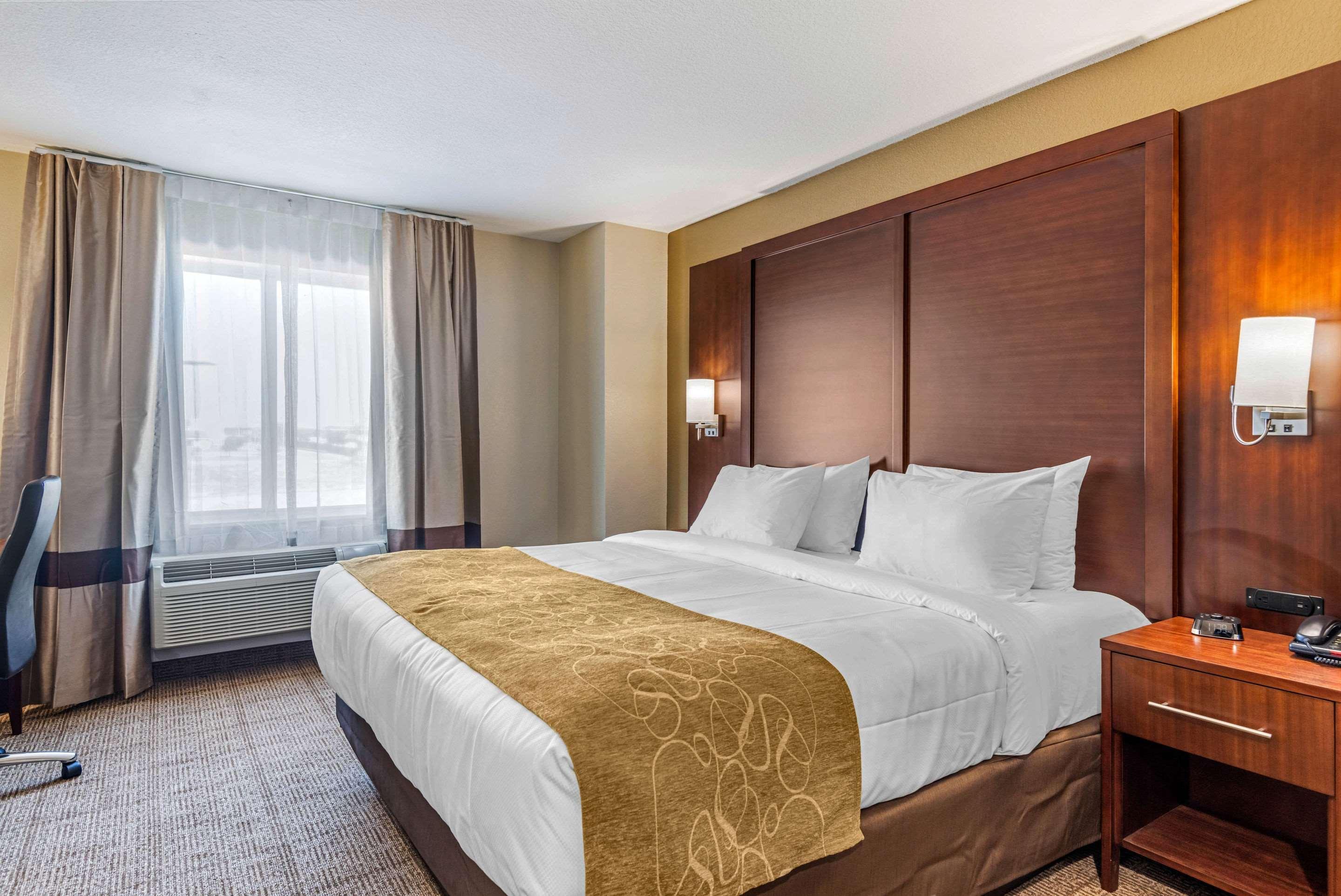 Comfort Inn & Suites Big Spring Bagian luar foto