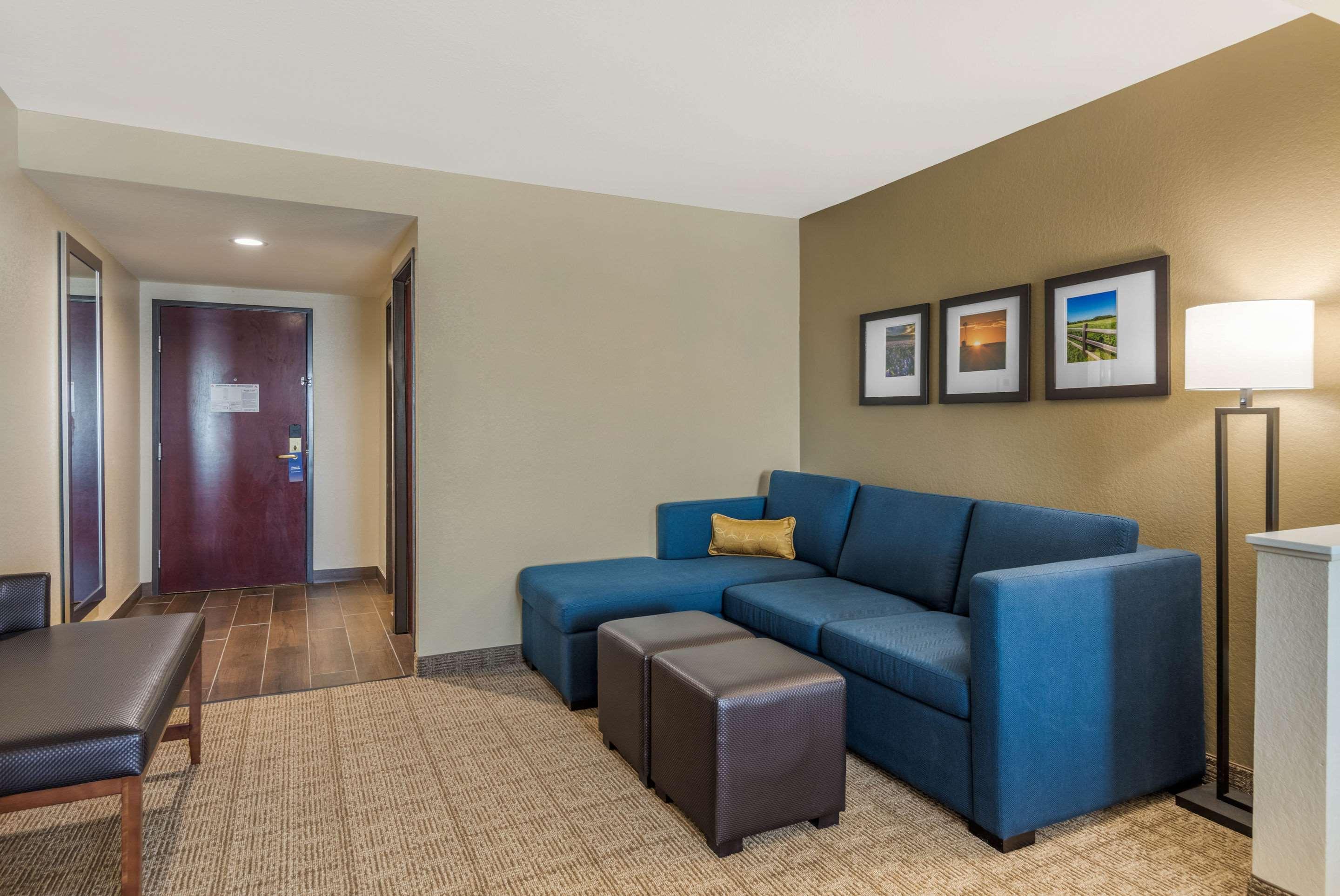 Comfort Inn & Suites Big Spring Bagian luar foto