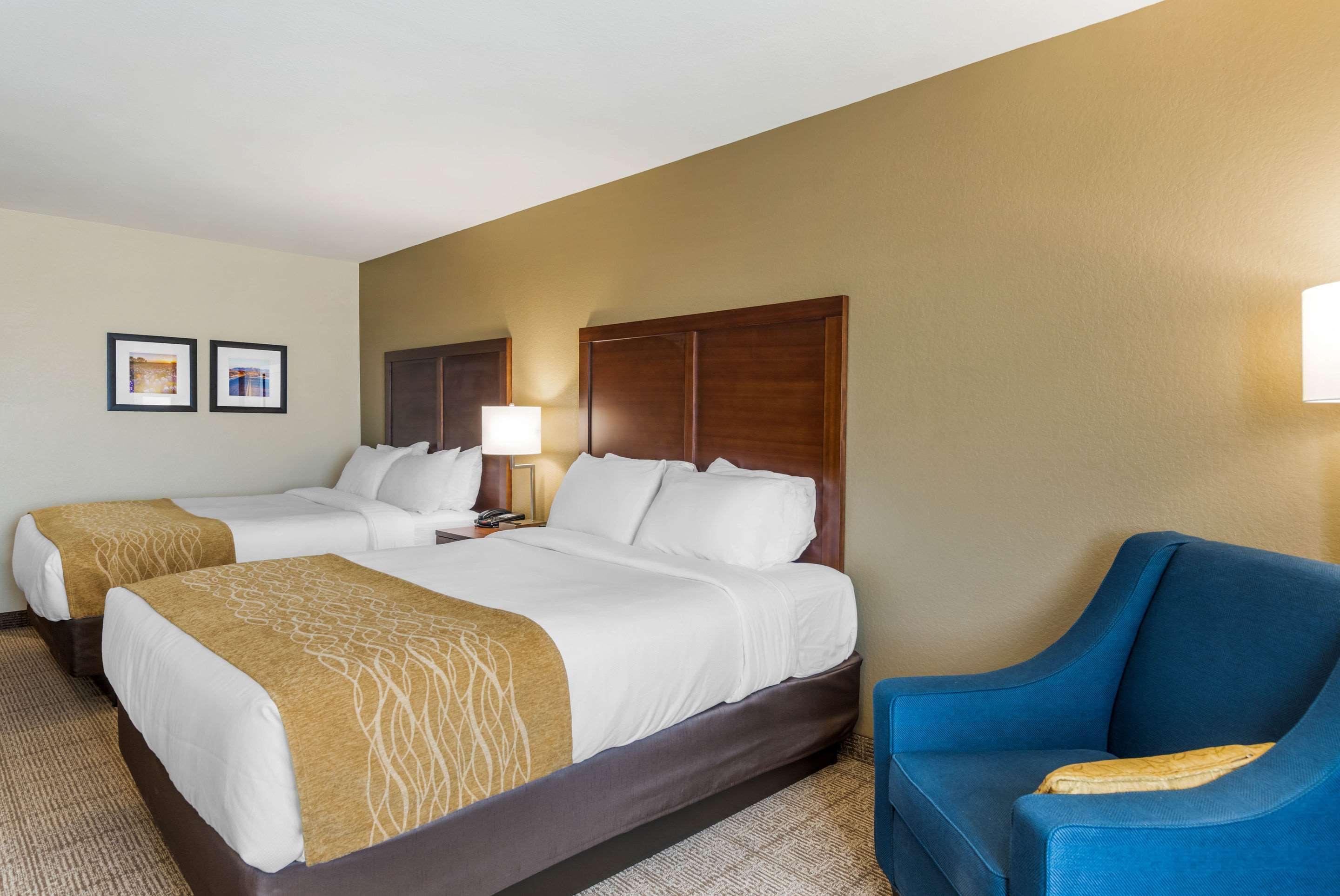 Comfort Inn & Suites Big Spring Bagian luar foto
