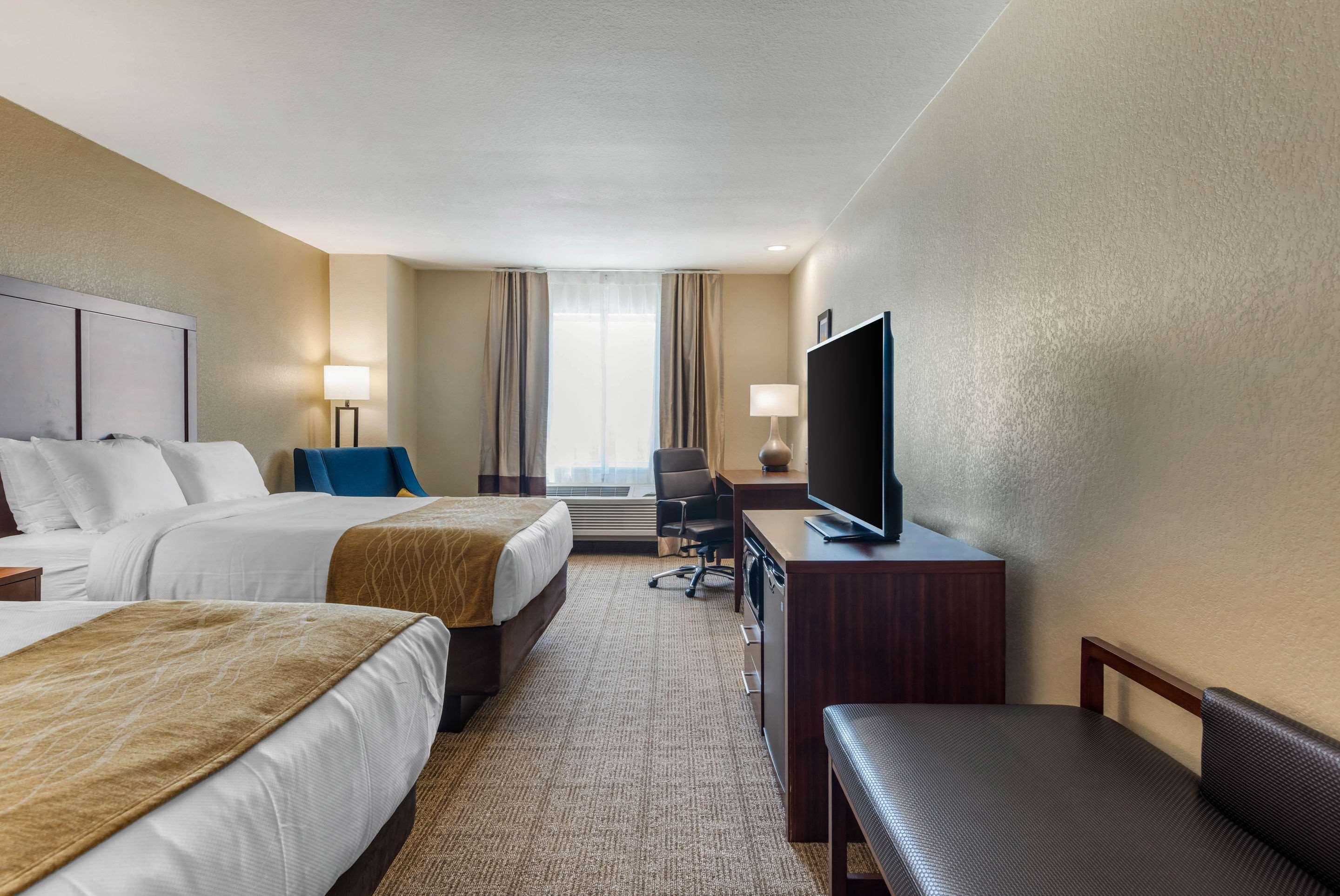 Comfort Inn & Suites Big Spring Bagian luar foto