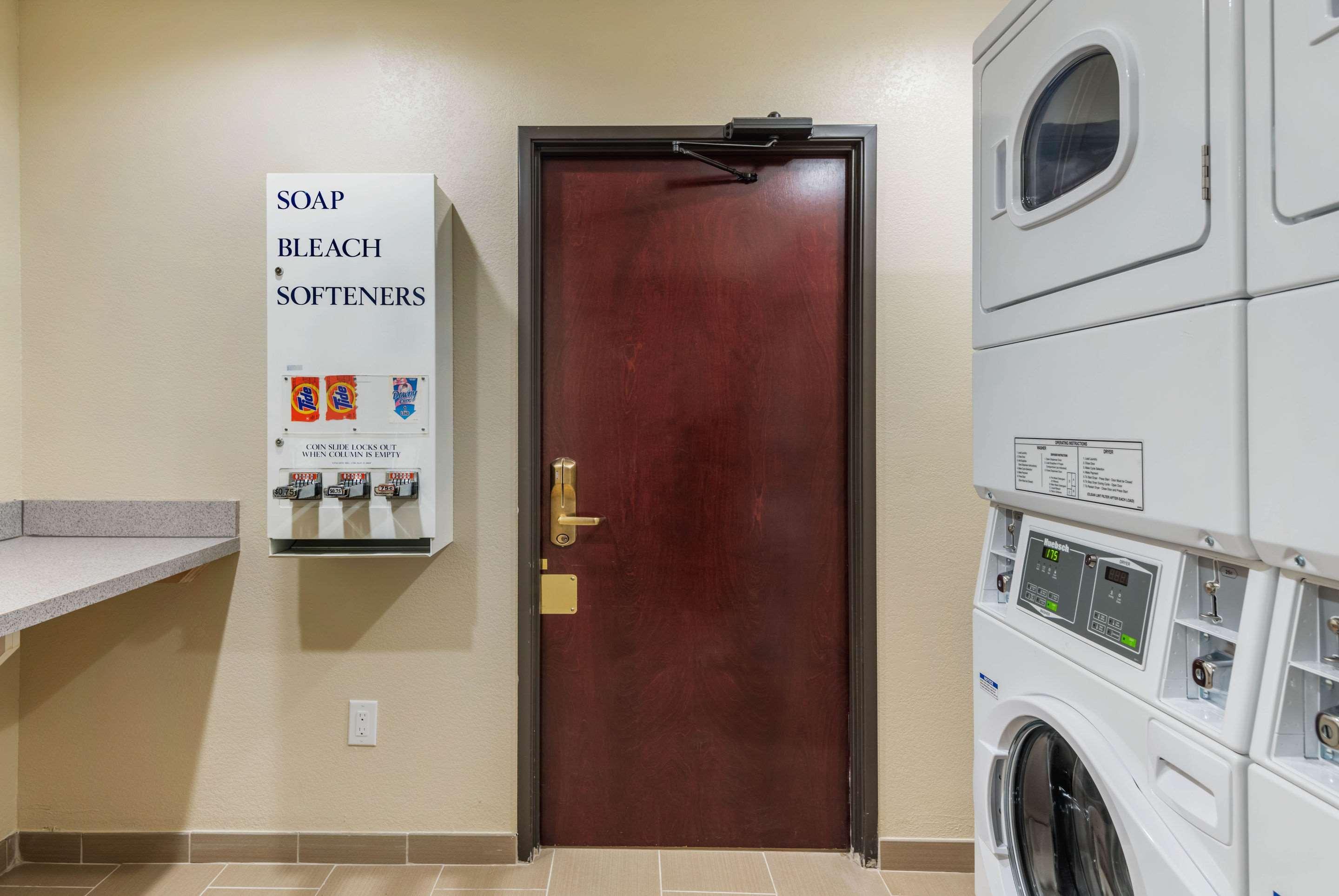 Comfort Inn & Suites Big Spring Bagian luar foto