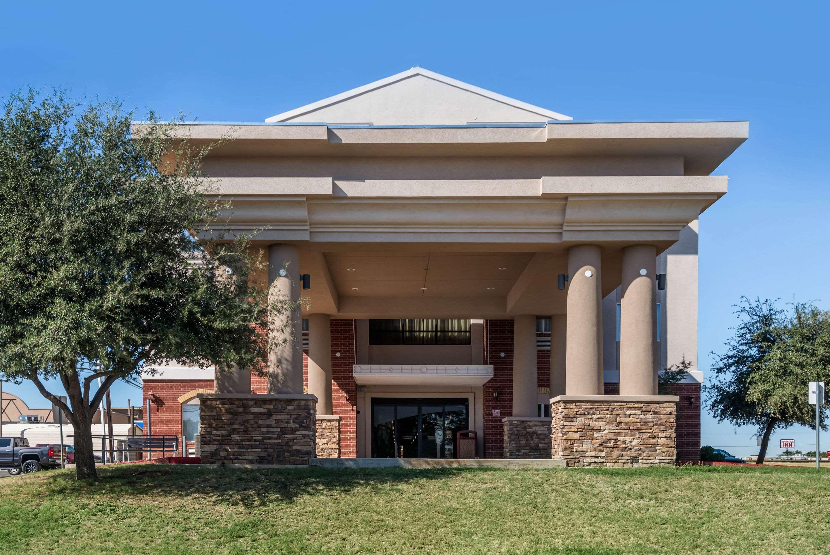 Comfort Inn & Suites Big Spring Bagian luar foto